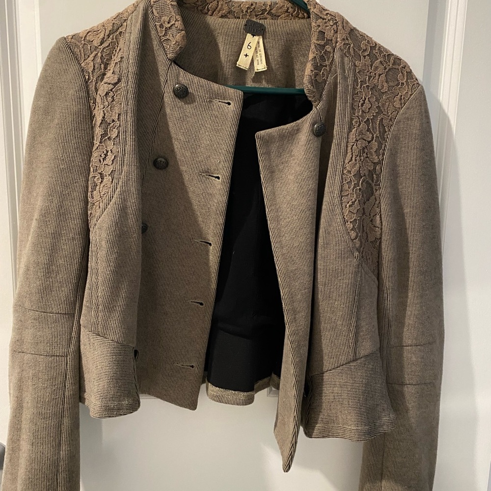 Free people cardigan. Worn once in perfect condition. Very soft and comfortable
